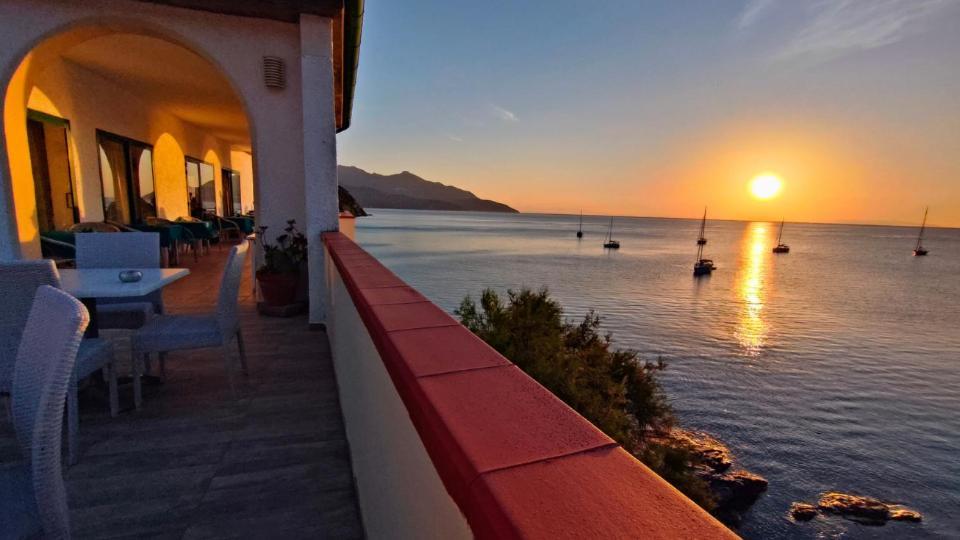 Hotel Scoglio Bianco Портоферрайо Экстерьер фото